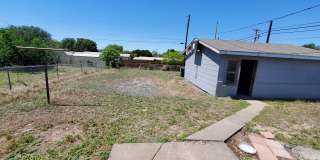Remodeled 3-bedroom 1 bath home with large fenced in back yard! Gallery 10