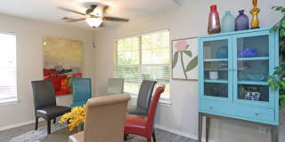 733 West Gallery 7