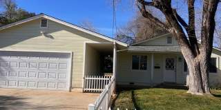 Charming 3 Bedroom House With Inground POOL Gallery 3