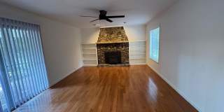 2620 N Taylor Gallery 9
