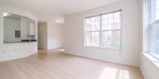 The Landings at Port Imperial Gallery 12