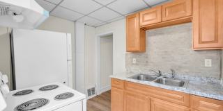 Charming Rental Home in Convenient Allentown Location Gallery 9