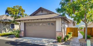 Beautifully Maintained 2 Bed / 2 Bath Home in Gated West Village Community Gallery 1