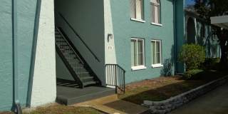 Centrally located 2/1 condo Centrally located 2/1 condo Gallery 1