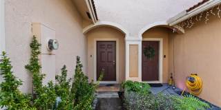 8820 S Isles Circle Gallery 2