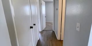 Bright 2 Bedroom / 1 Bathroom Upstairs Unit with Mountain View Gallery 11