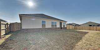 Very Nice 4 Bedroom 2 Bath Home in Yukon Schools. Gallery 18