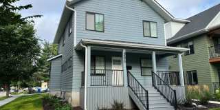 7 bed 4 bath  house Gallery 1