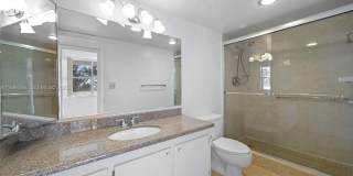 1300 NE Miami Gardens Dr Gallery 10