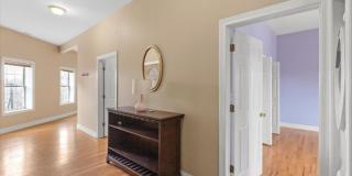 1046 N Milwaukee Avenue Gallery 8