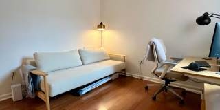 Gorgeous 2-Bed/2-Bath Condo in the Heart of Old City! Available August 1st! Gallery 32