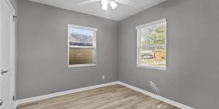 2302 S THIXTON COURT Gallery 25