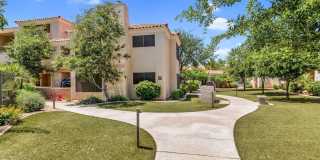 9990 N SCOTTSDALE Road Gallery 29