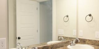 Beautiful Town Home with Garage in Chelsea... Available to View Now!!! Gallery 15