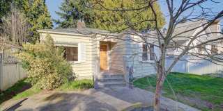 2Bd/1Ba Seattle Home Gallery 1