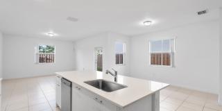 2405 Northwest 131st Circleclientes@realtymiamigroup.com Gallery 14