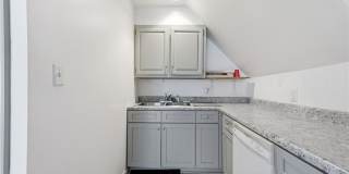 202 N 17th Street Gallery 9