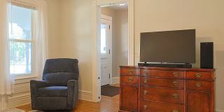 712 Meigs St Gallery 3