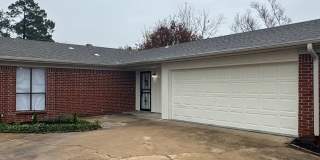 1019 N Roselawn Dr Gallery 1