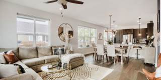 Bright & Inviting Home | Access to All Bright & Inviting Home | Access to All Gallery 1