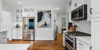 663 Yorkshire Road NE Gallery 28