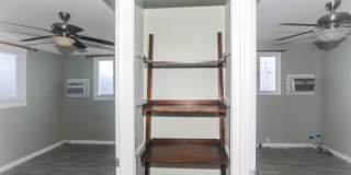 2 Bedroom, 1 Bathroom, 2 Parking Home with Solar Panels + A/C! Gallery 13