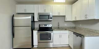 Beautiful 2 Bedroom Condo/Duplex in Charlotte Gallery 11