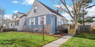 3 Bedroom 1 Bathroom house for rent! Gallery 1