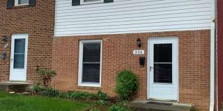 3 Bedroom 2.5 Bath Townhouse Gallery 30