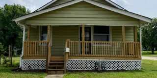 3 bedroom / 2 bath Gallery 1