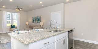 Windsor at Manhattan Gallery 15