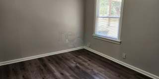 Riverdale Bungalow Gallery 18