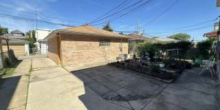 5404 N Central Avenue Gallery 21