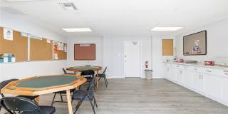 4851 W GANDY BOULEVARD Gallery 35