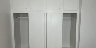 Spacious & Bright 2 Bedroom Apartment in Prime Long Beach Location Gallery 16