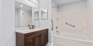 1st Floor Condo in Bellingham Park Available now! Gallery 20