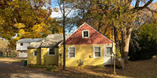 Cozy Two Bedroom Single Family in Country Like Setting Gallery 1