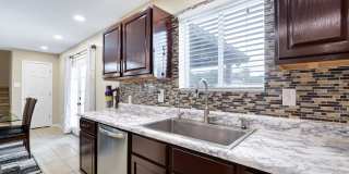 6026 CAMPSTOOL RD Gallery 10