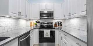 1106 Hyacinth Place Gallery 1