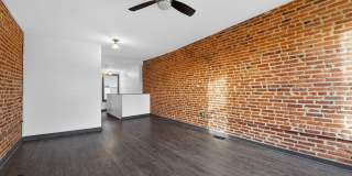 1602 LATROBE Street Gallery 13