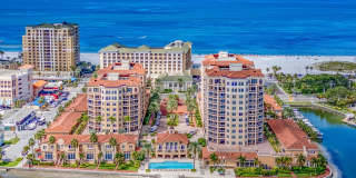 521 MANDALAY AVENUE Gallery 42