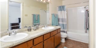 Country Crest Townhomes Gallery 14