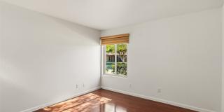 1756 W ECHO Lane Gallery 23