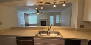 Chesapeake Bay Condo – One Block from the Beach! Gallery 6