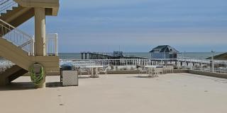 6100 Boardwalk Gallery 6