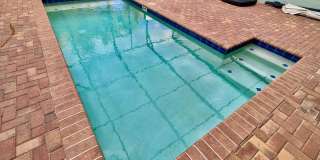 Spacious 5-Bed / 4.5-Bath Townhome w/ Private Pool & Sundeck in Gated Oakmont at Solterra Near Disney Gallery 31