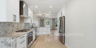 6819 E. Paradise Parkway Gallery 13