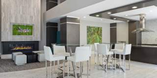 Mallory Square Gallery 12