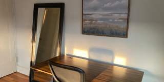 1700 Webb Street Gallery 23