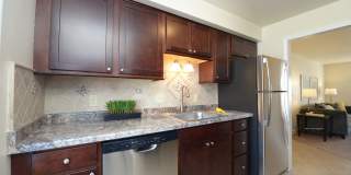 Colonial Court Apartments Gallery 9